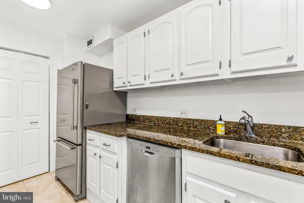 Additional image 10 of 1001 26th Street NW Unit 306, Washington, DC 20037