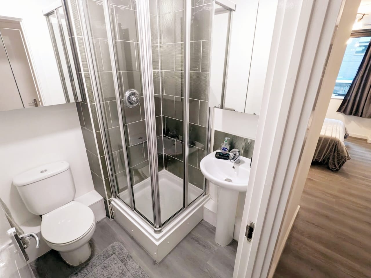 Additional image 13 of 2 Bed Flat, City Point, M3, N1 7GU