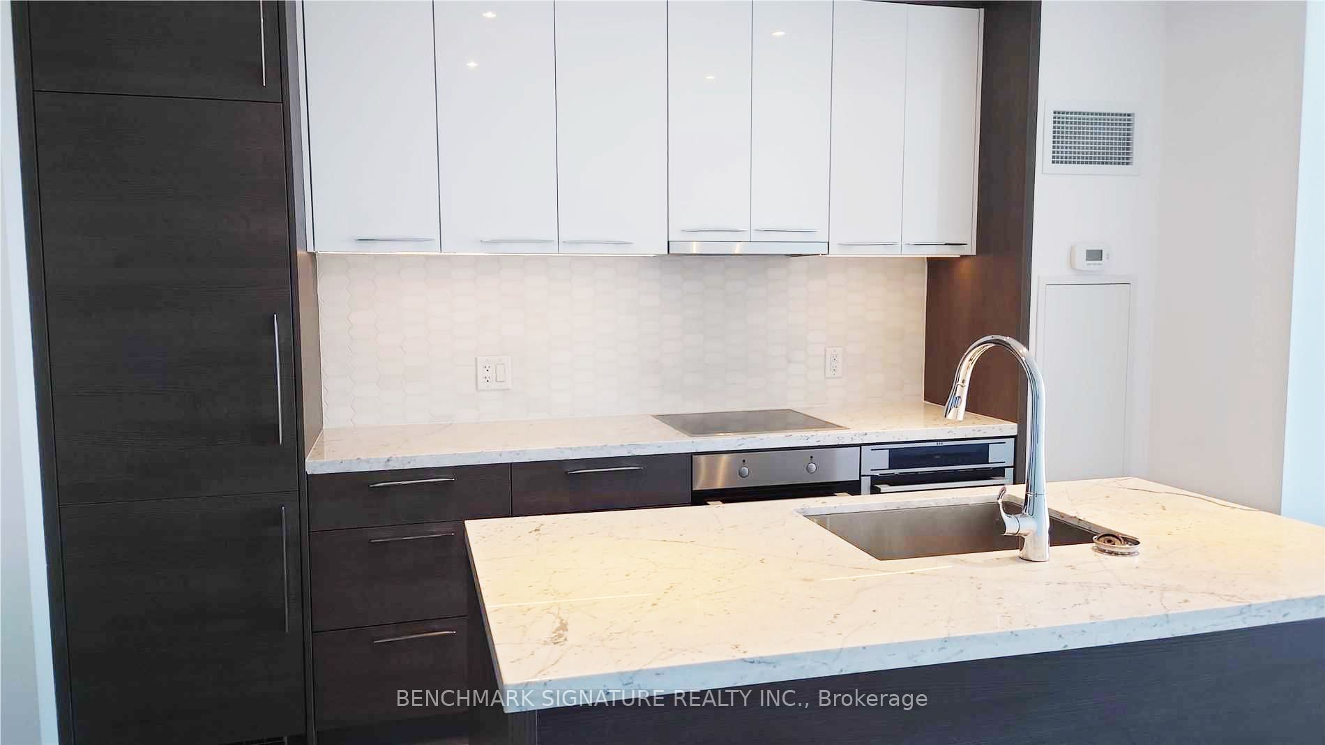 Additional image 5 of 2805-488 University Avenue, Toronto, ON, M5G 0C1
