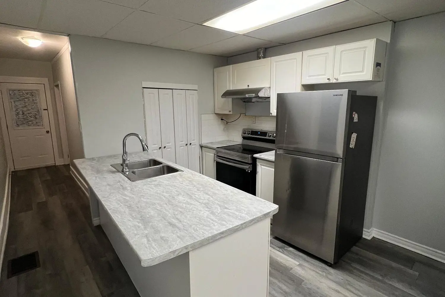 5671-5673 Desson Avenue photo 4