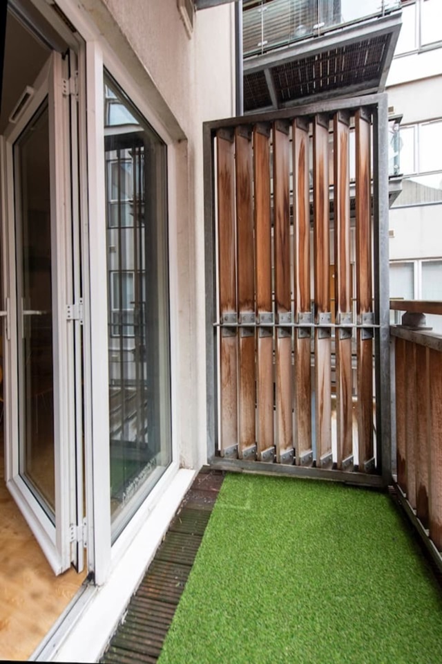 Additional image 9 of 1 Bed Flat, Simpson Street, M4, N1 7GU