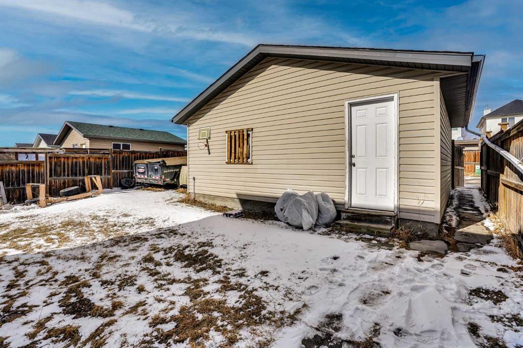 Additional image 3 of 162 Taradale Drive NE, Calgary, AB, T3J 5G3