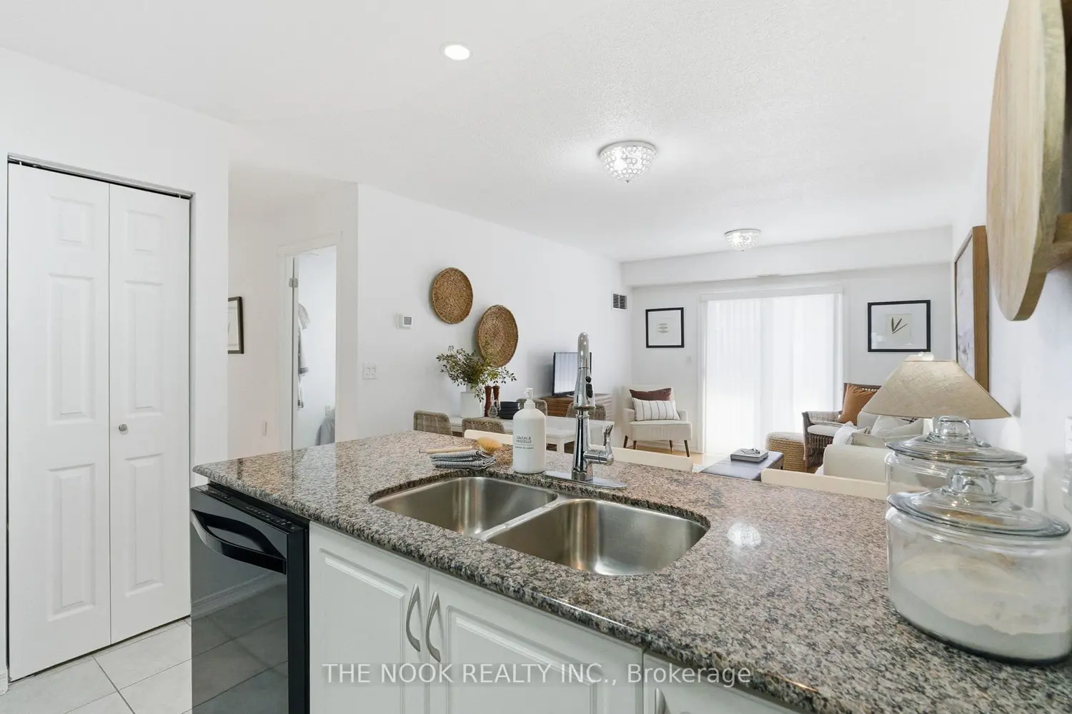 Additional image 7 of 61 Clarington Boulevard 308