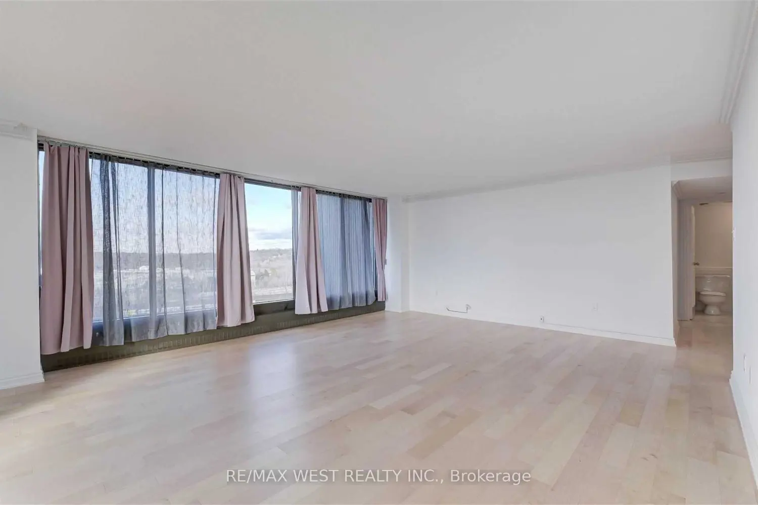 Additional image 8 of 2045 Lake Shore Boulevard 807