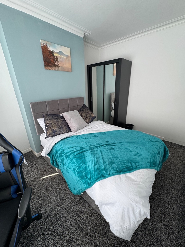 Room in a Shared House, Claremont Road, M14, N1 7GU