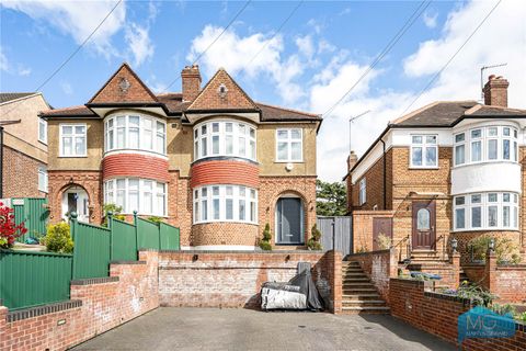 Primary image of Brookside South, East Barnet, Barnet EN4