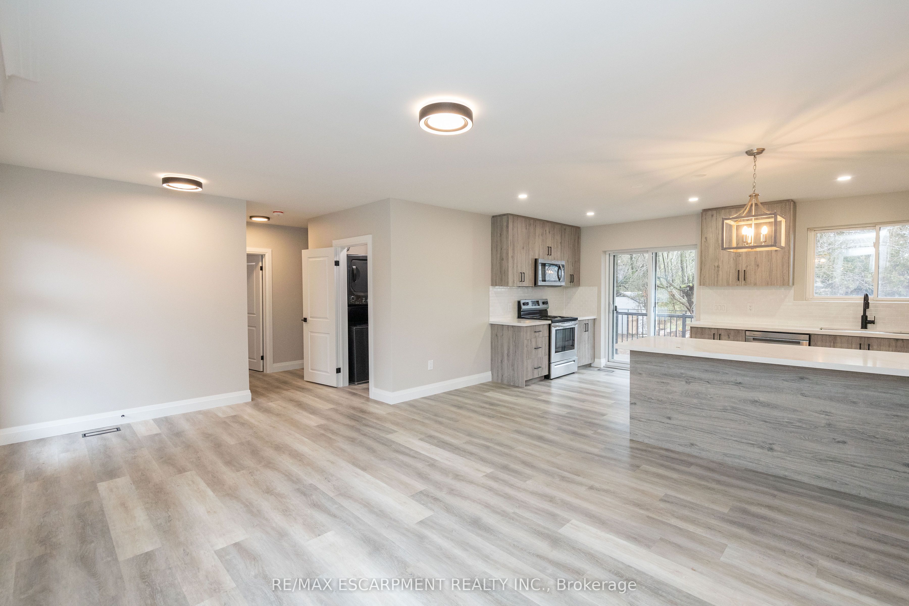 Additional image 5 of 402 Third Line, Oakville, ON, L6L 4A5