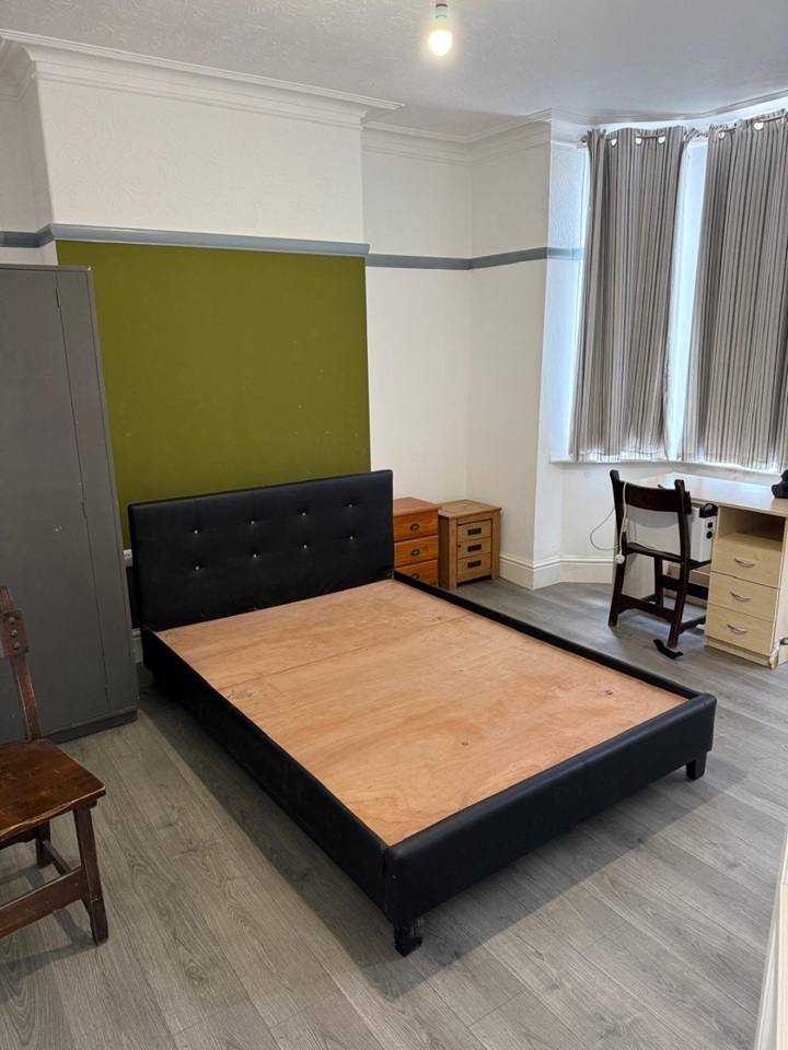 Additional image 3 of Room in a Shared House, Heald Place, M14, N1 7GU