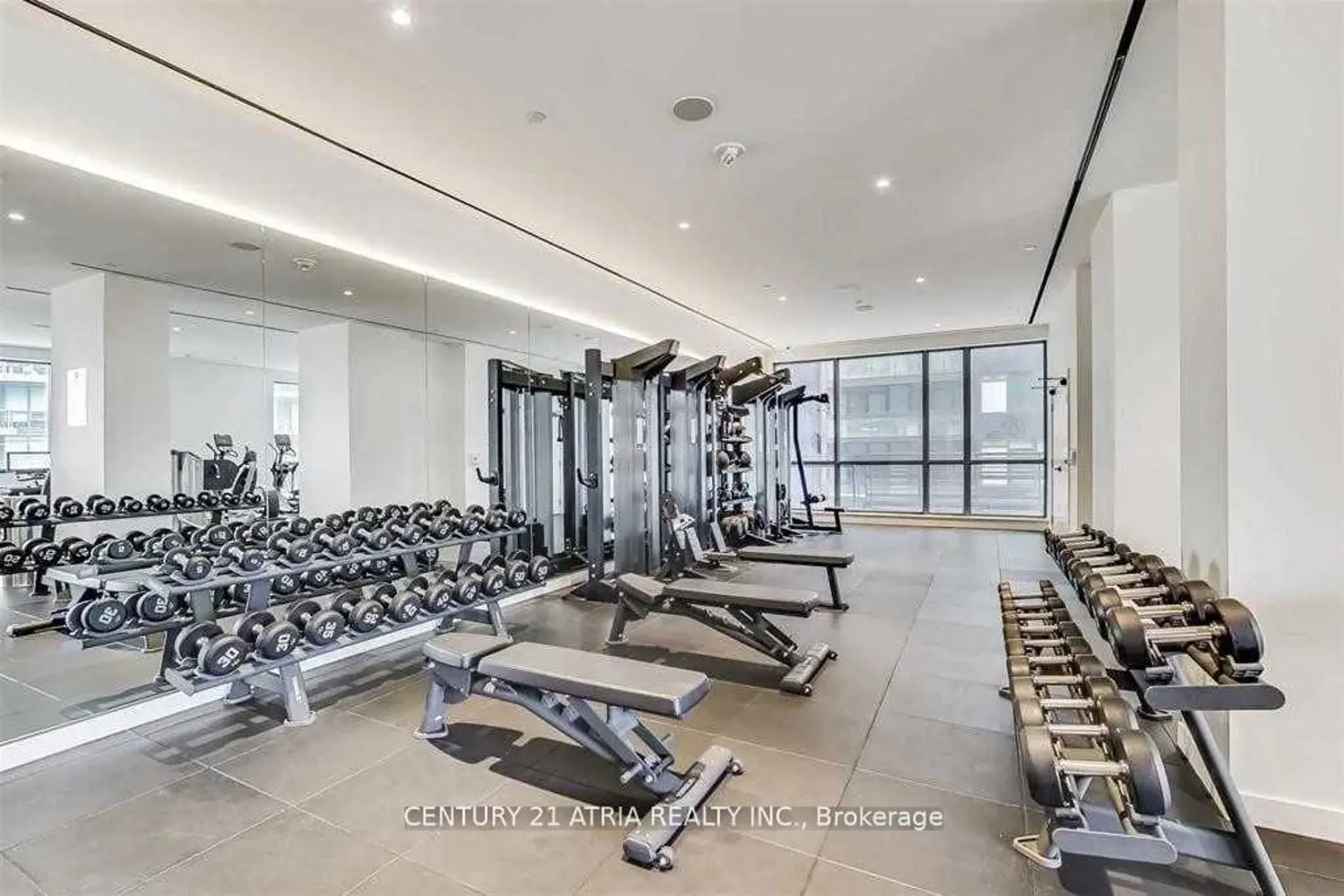 Additional image 17 of 39 Roehampton Avenue 707