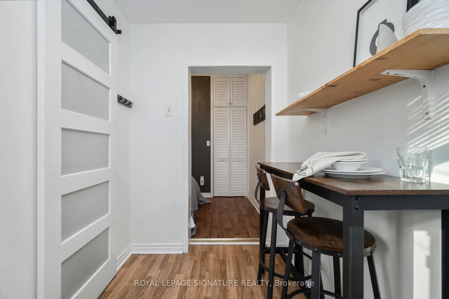 Additional image 8 of 215 Yarmouth Road