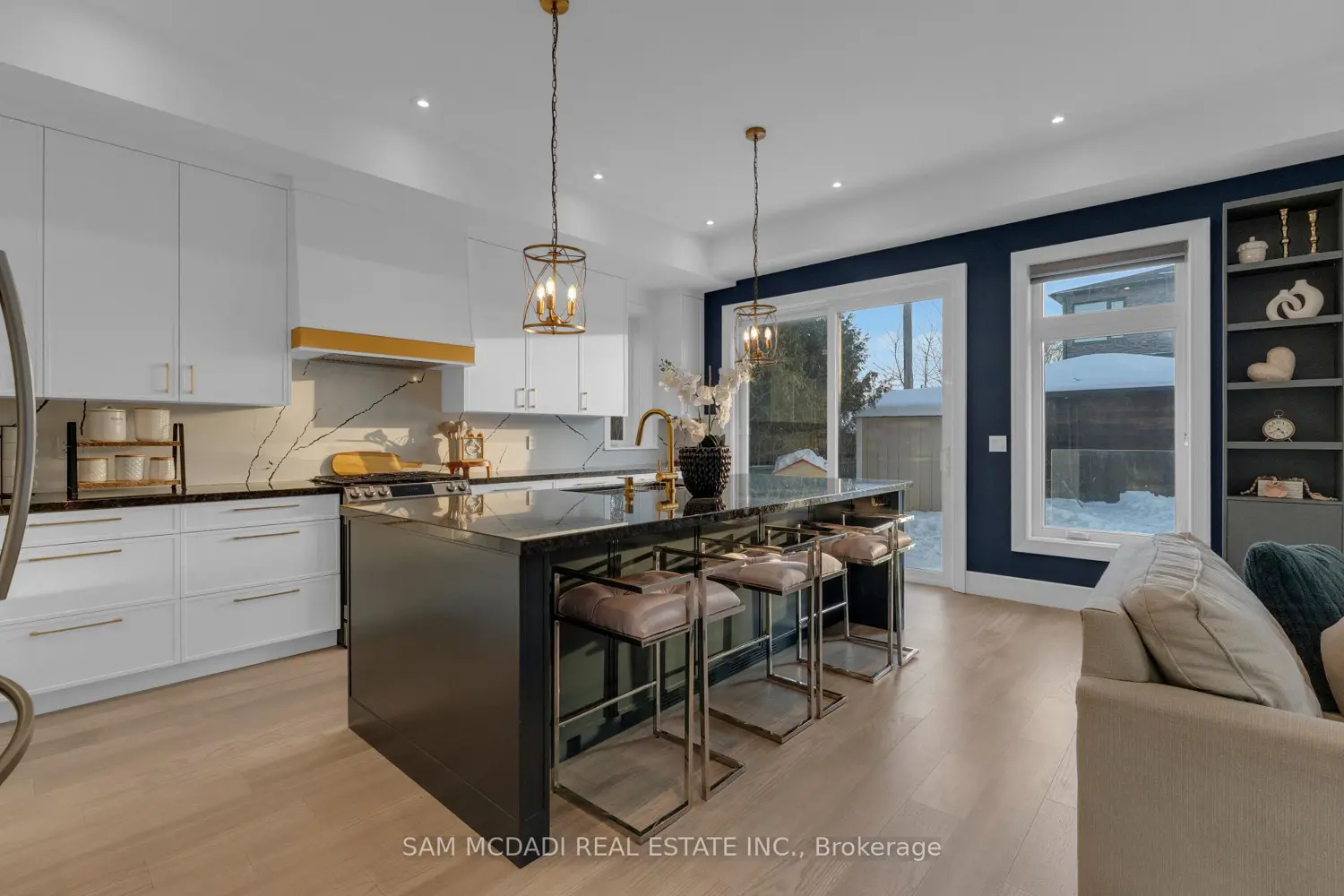 Additional image 2 of 1050 Edgeleigh Avenue