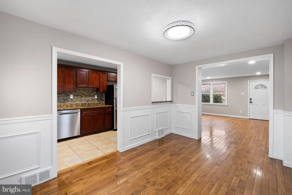 Additional image 7 of 3037 W Court Avenue, Claymont, DE 19703