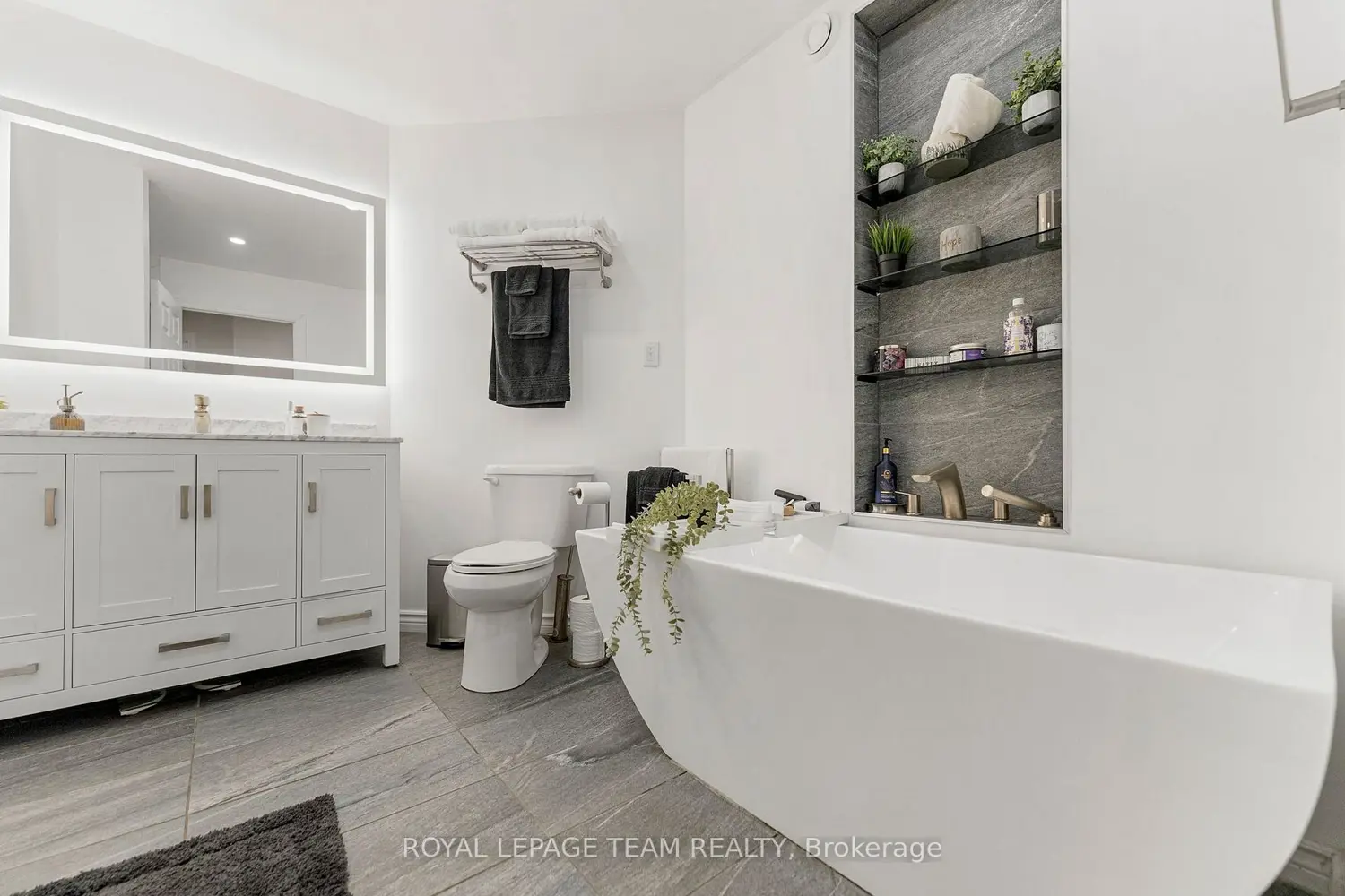 Additional image 8 of 230 Opeongo Road