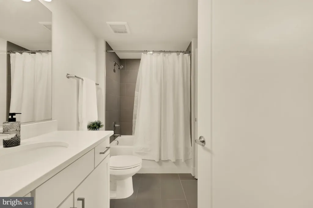 Additional image 14 of 50 Florida Avenue NE Unit 412, Washington, DC 20002