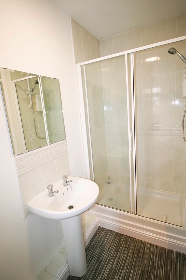 Additional image 4 of 2 Bed Flat, Manchester, M14, N1 7GU