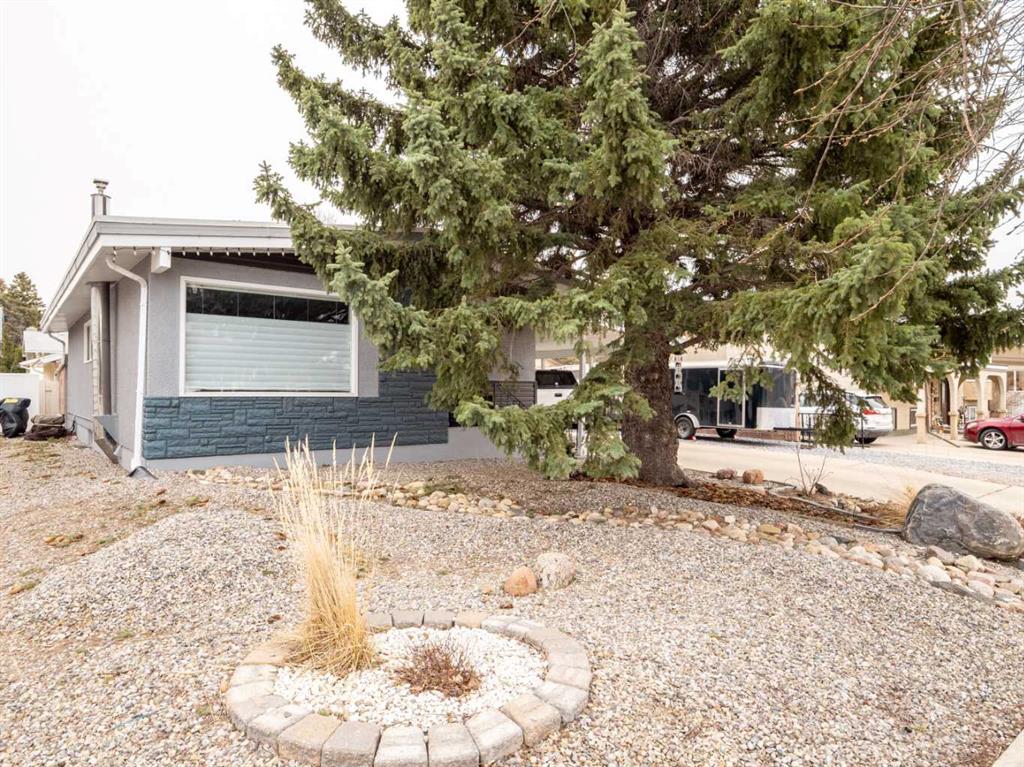 Additional image 2 of 1707 Lakemount Boulevard S, Lethbridge, AB, T1K 3K5
