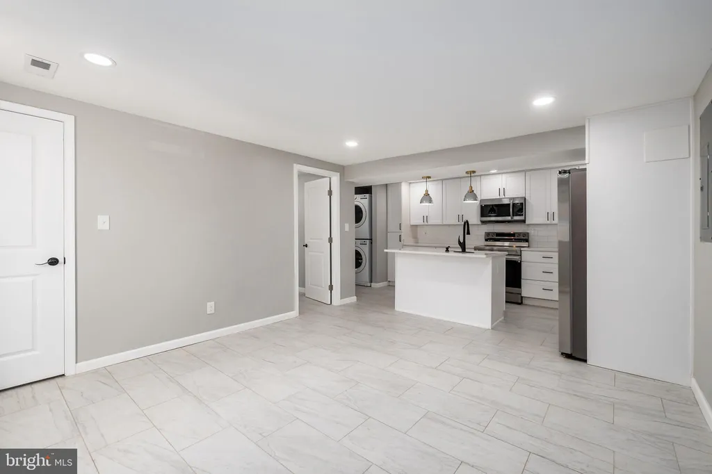 Additional image 10 of 1319 C Street NE Unit B, Washington, DC 20002