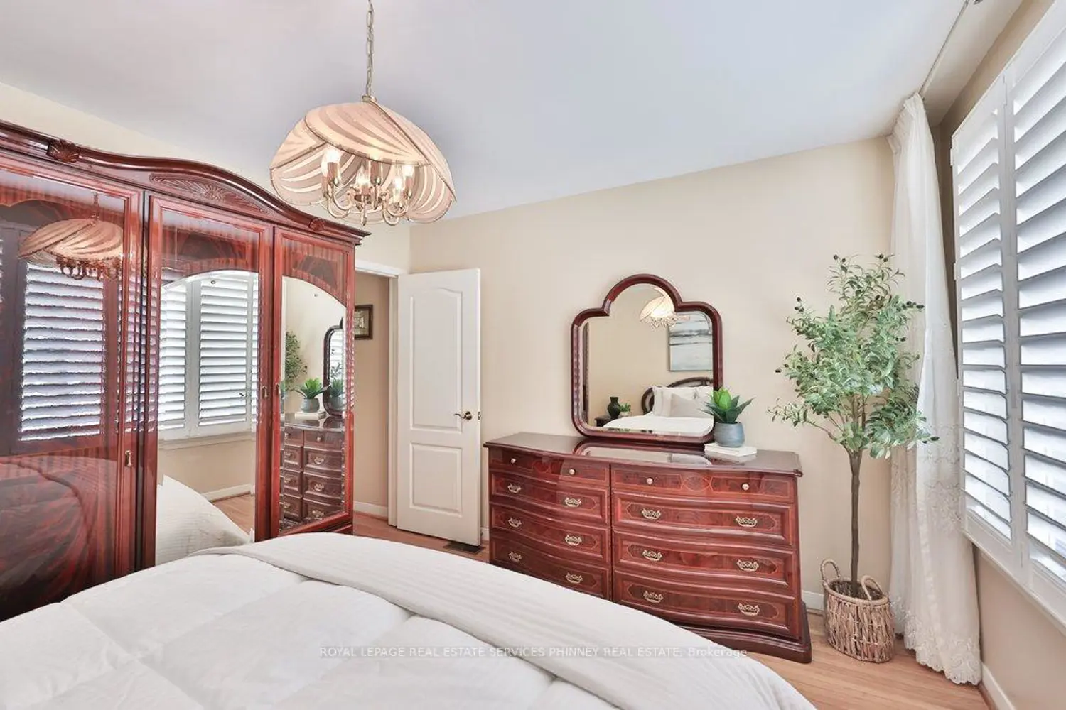 Additional image 11 of 7 Roseglen Crescent