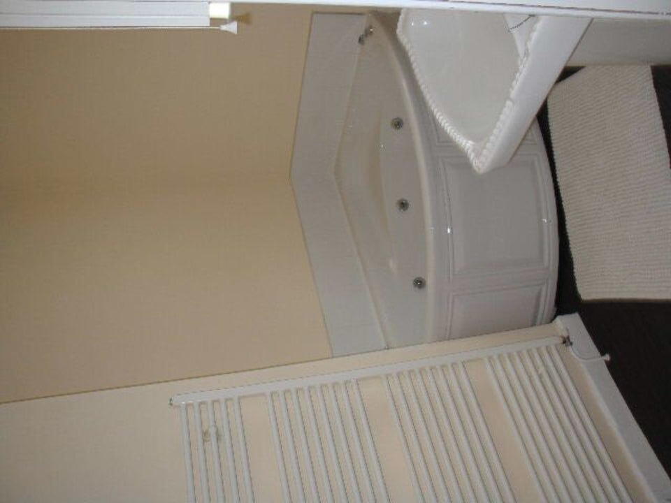 Additional image 4 of Hanging Lane, Northfield