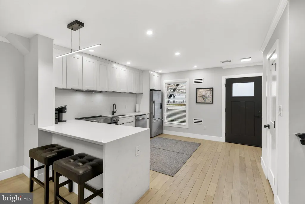 Additional image 12 of 1409 South Capitol Street SW, Washington, DC 20003