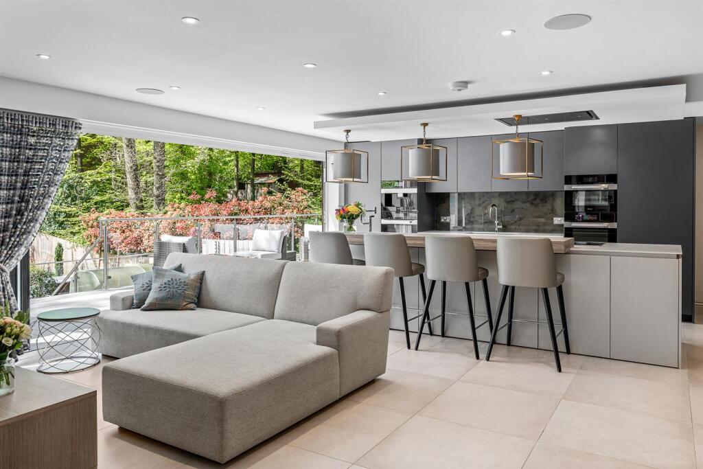 Additional image 4 of Bishops Road, Tewin