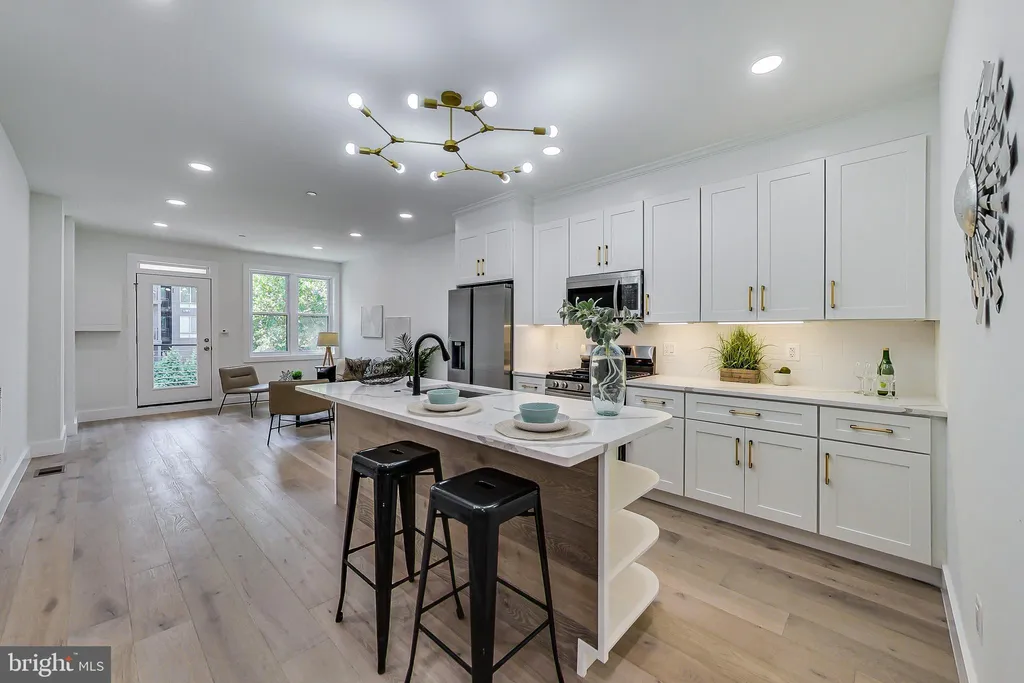 Additional image 4 of 1626 K St NE Unit A, Washington, DC 20002