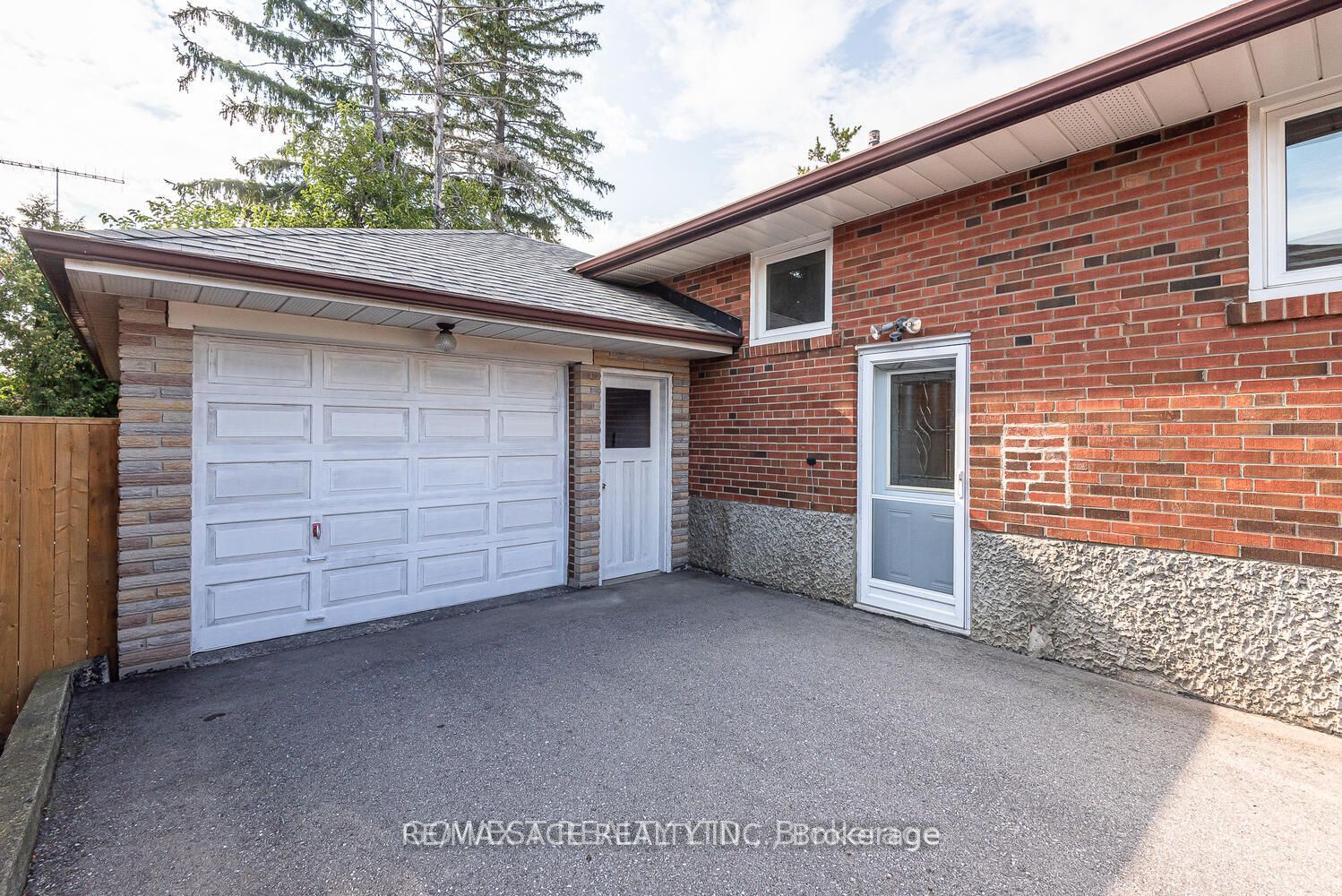Additional image 2 of Bsmt-12 Richome Court, Toronto, ON, M1K 2Y1