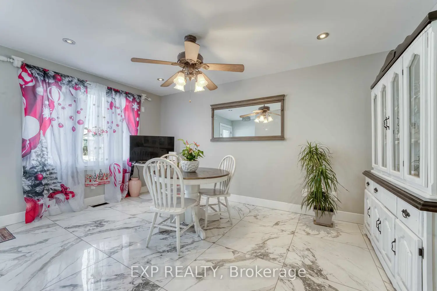 Additional image 5 of 2901 Robillard Crescent