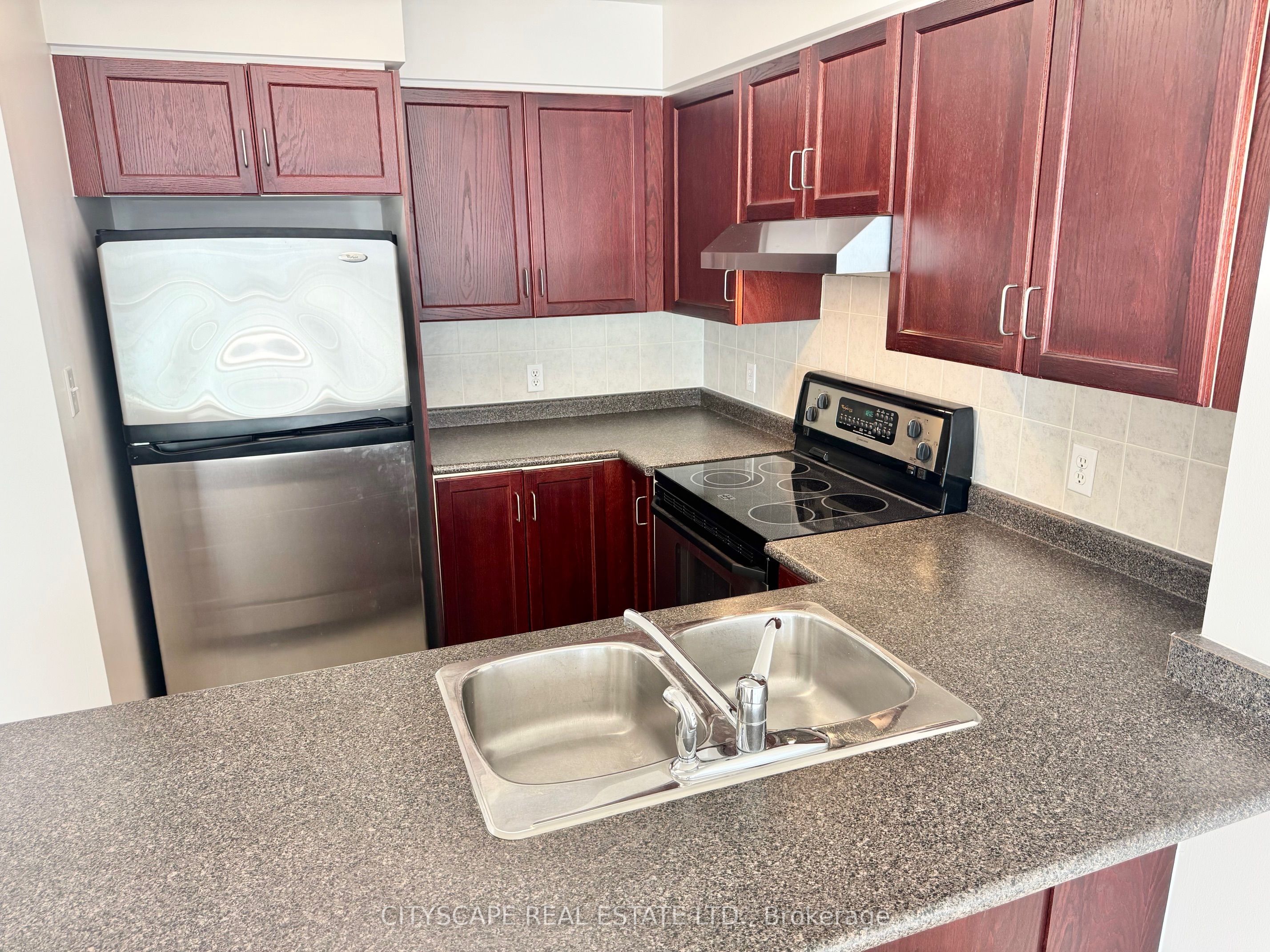 Additional image 3 of #1606-156 Enfield Place, Mississauga, ON, L5B 4L8