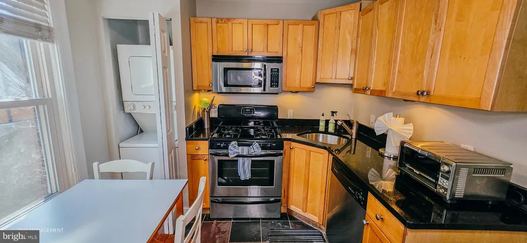 1211 33rd Street NW Unit 2, Washington, DC 20007