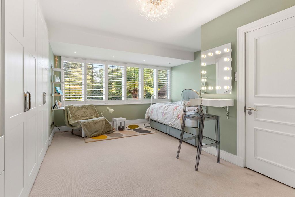 Additional image 48 of 6 bed detached house for saleRoundwood Avenue, Hutton Mount, Brentwood CM13