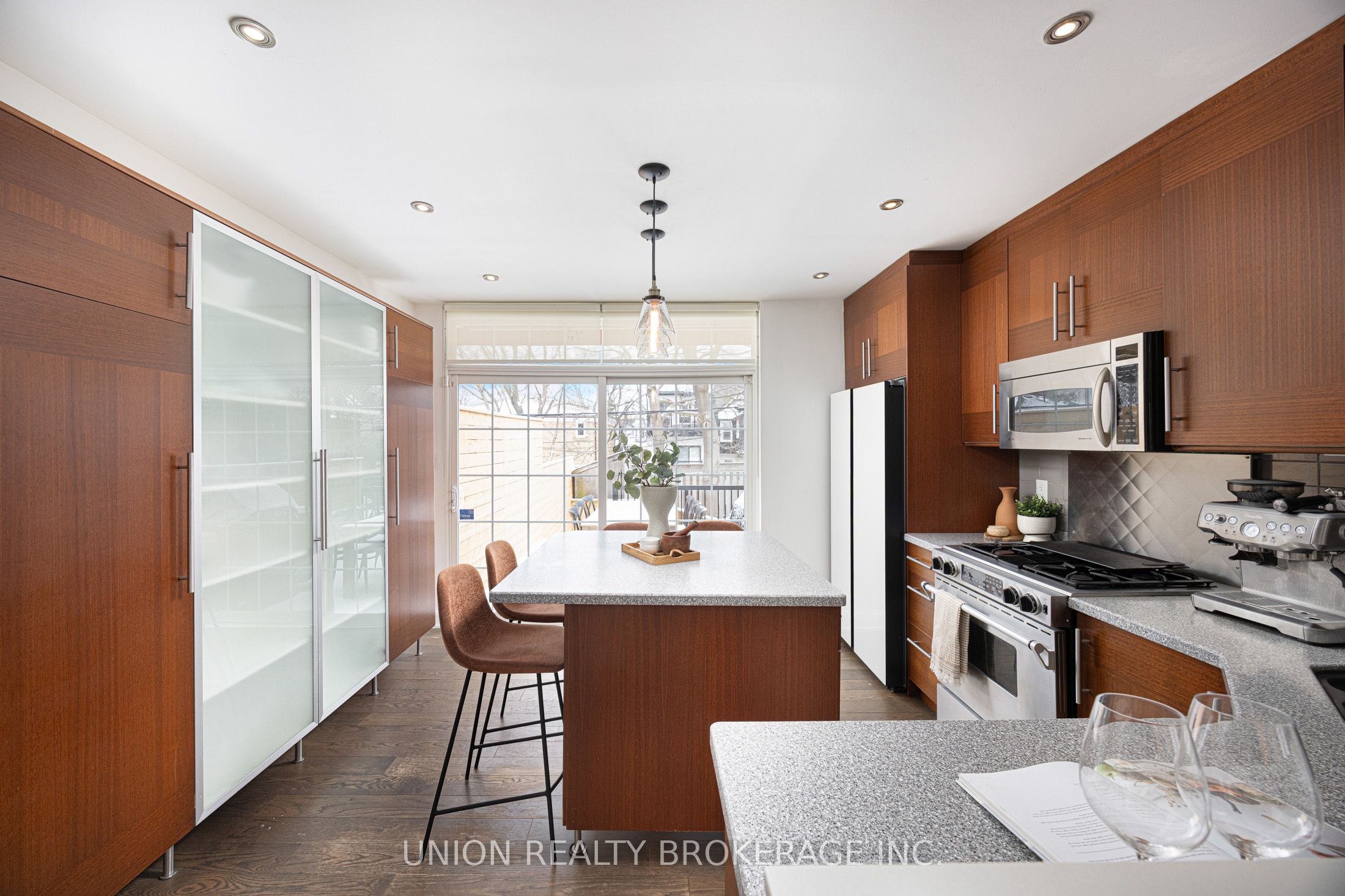 Additional image 6 of 246 Lee Avenue, Toronto, ON, M4E 2P5