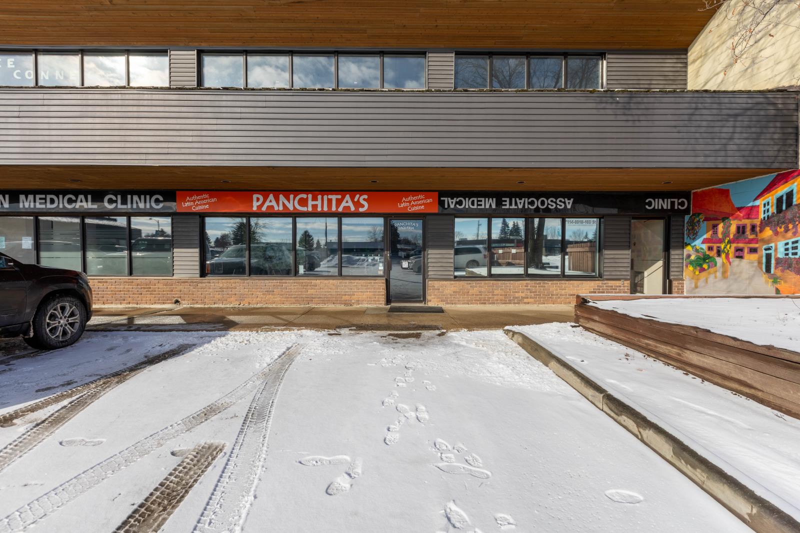 9918 100 Street, Morinville, AB, T8R1K8