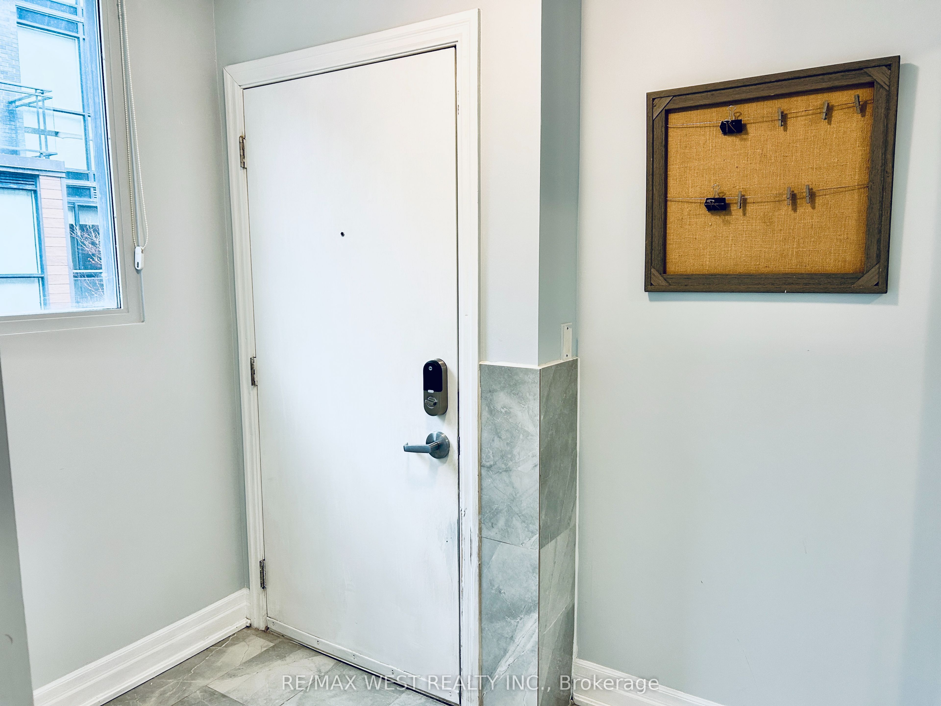 Additional image 2 of 102-5 Sousa Mendes Street, Toronto, ON, M6P 0A8