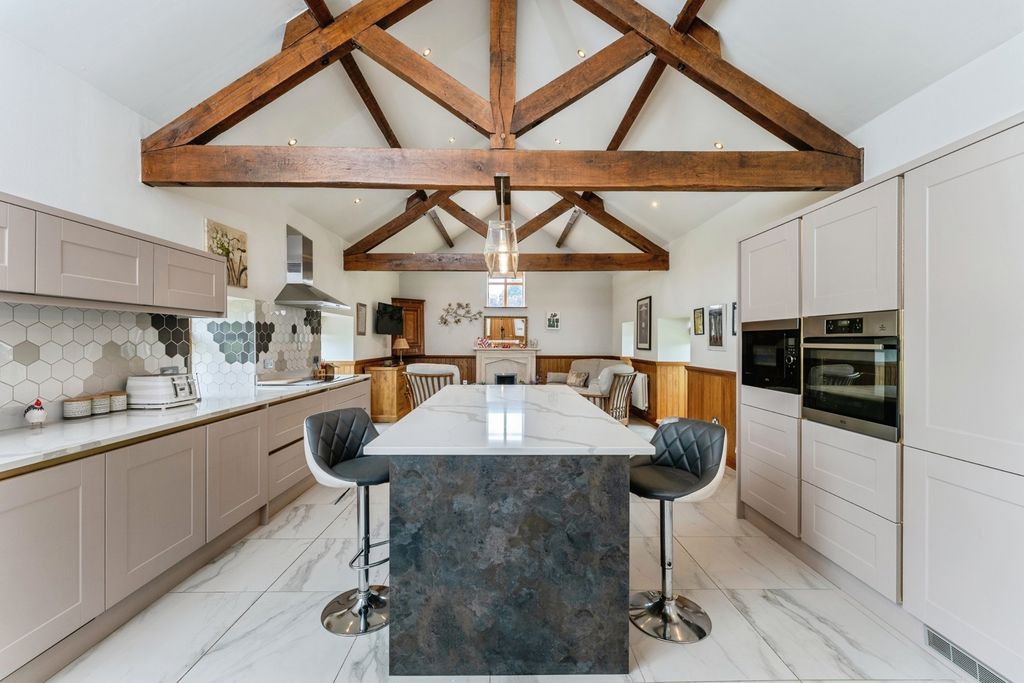 Additional image 9 of 4 bed barn conversion for saleWindmill, Pentre Halkyn, Holywell, Flintshire CH8