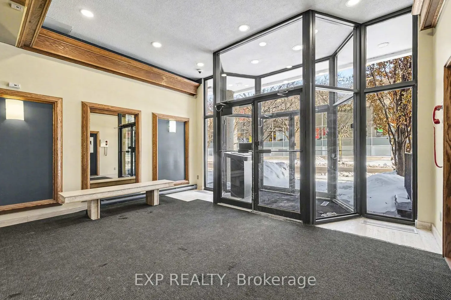 154 Nelson Street 801 photo 2