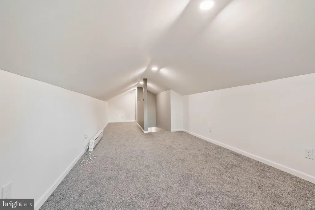 Additional image 17 of 920 E Division Street, Dover, DE 19901