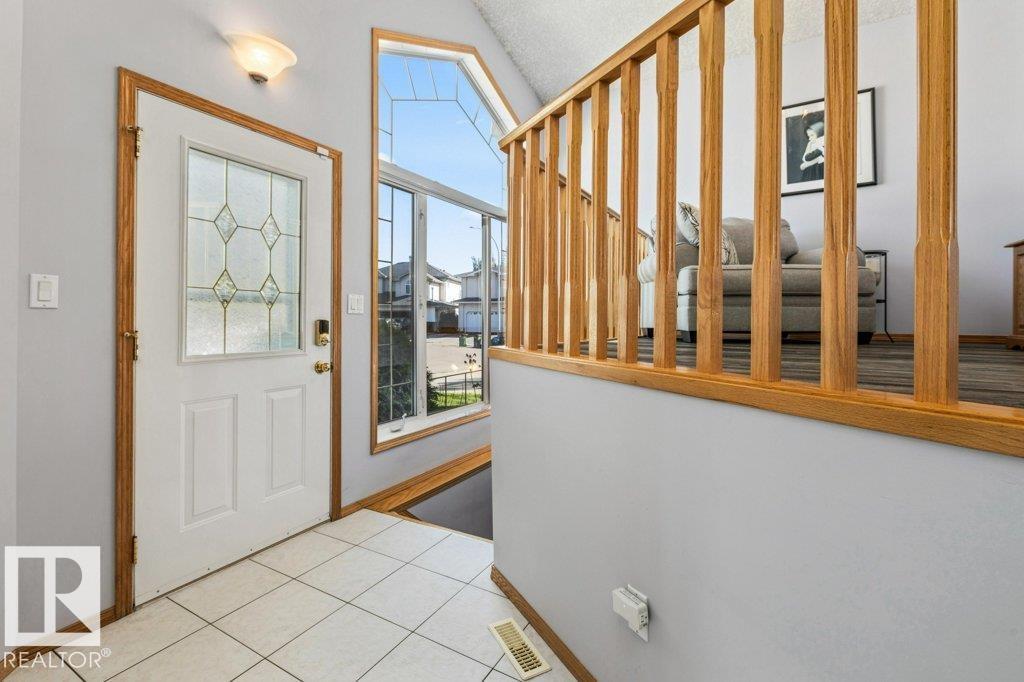 Additional image 3 of 2921 152 Avenue NW, Edmonton, AB, T5Y2Y4