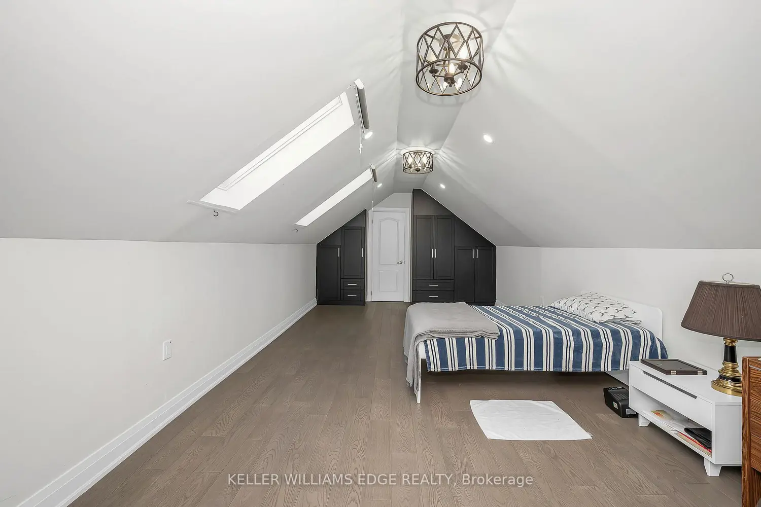 Additional image 12 of 60 West 1St Street