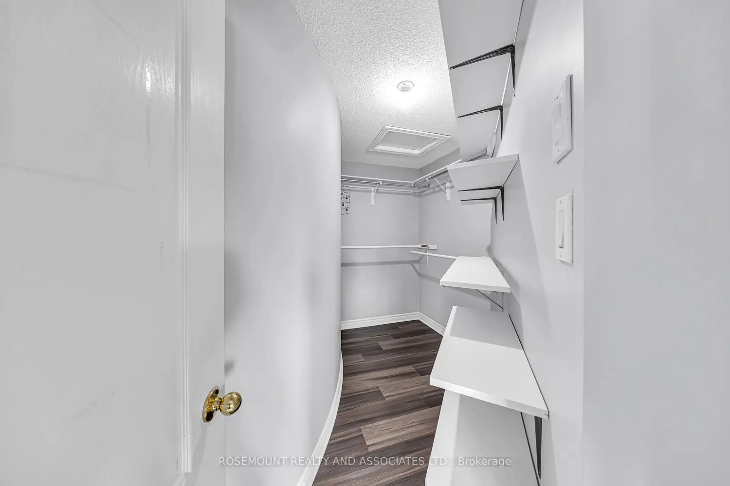 Additional image 12 of 97 Depeuter Crescent