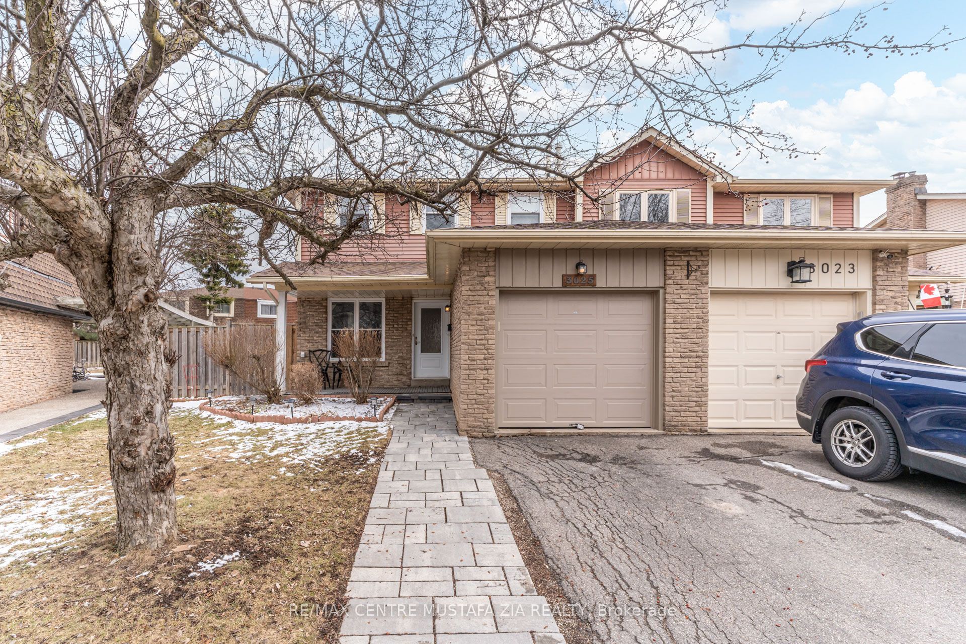 3025 Oslo Crescent, Mississauga, ON, L5N 1Z8