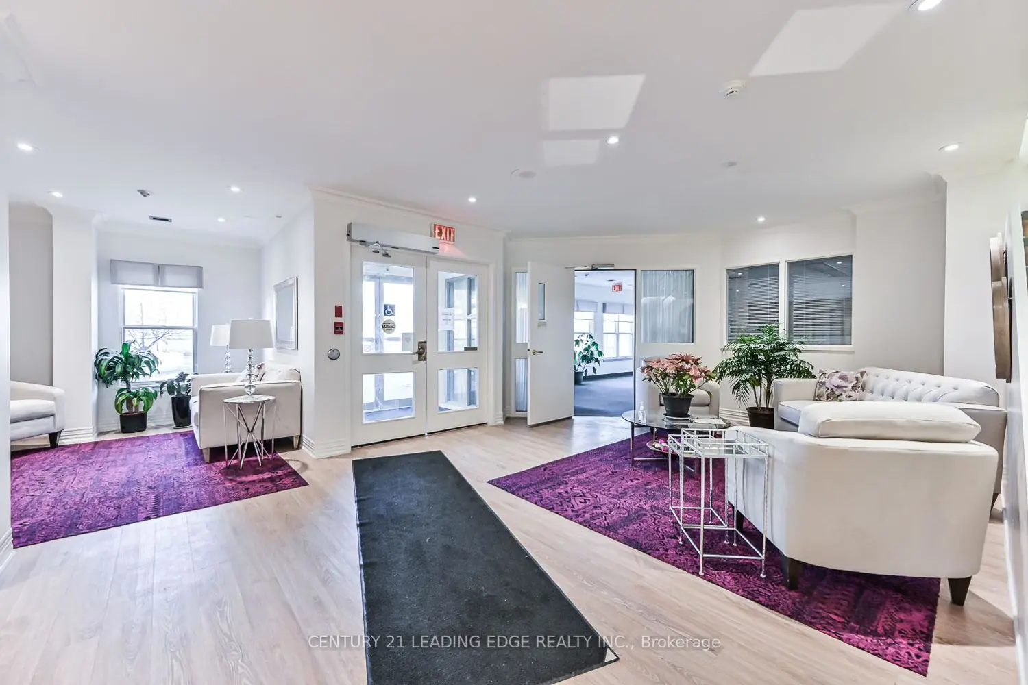 Additional image 5 of 100 Anna Russell Way Ph2