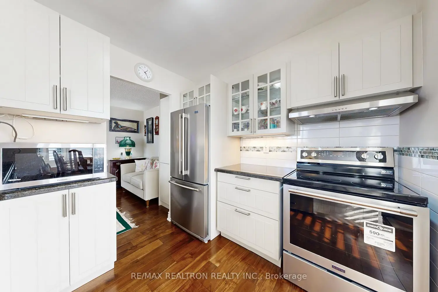 Additional image 12 of 410 Mclevin Avenue 1108