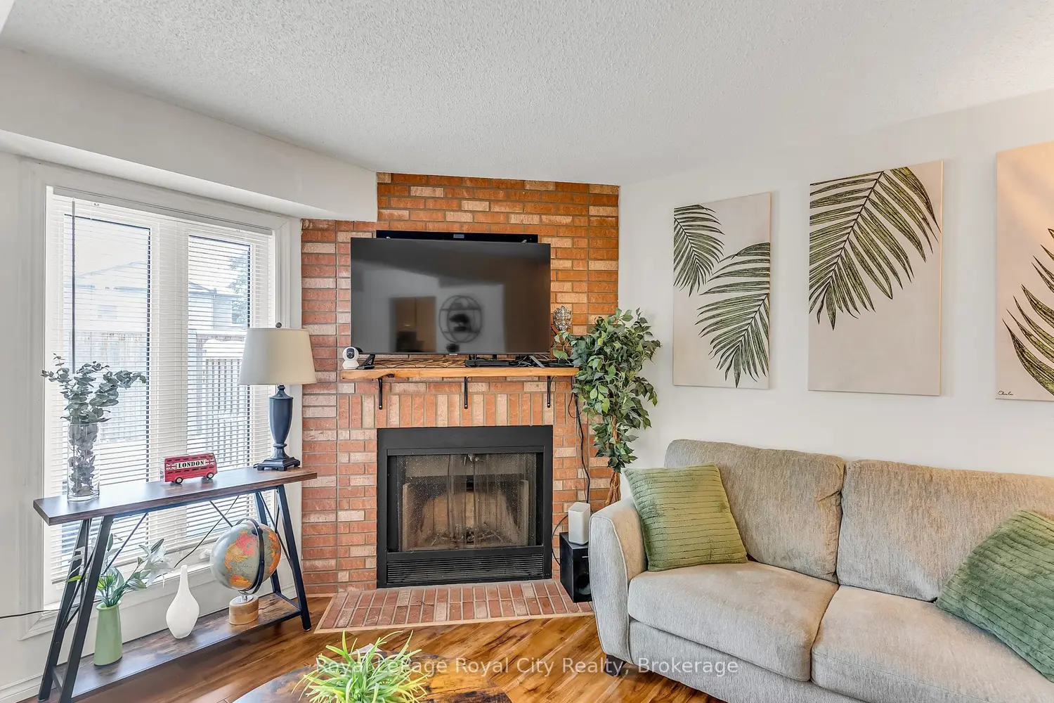 Additional image 5 of 302 College Avenue 44