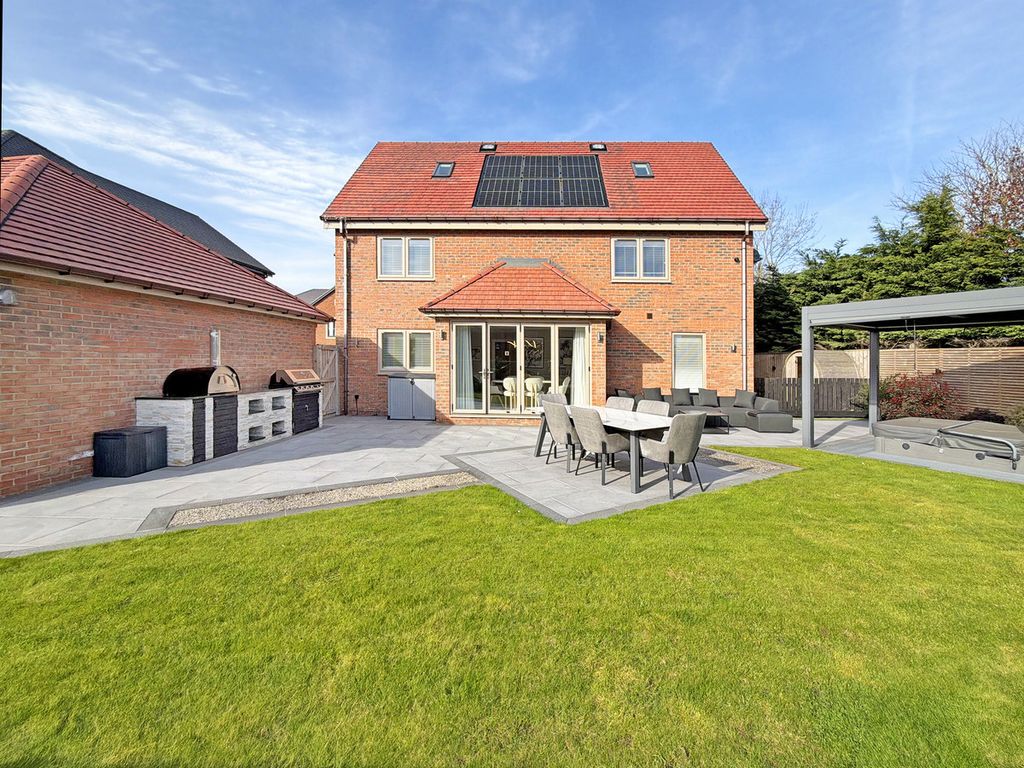 Additional image 44 of 6 bed detached house for saleMayfair Gardens, Hartlepool, 0 TS26
