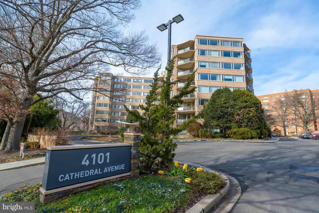 Primary image of 4101 Cathedral Avenue NW Unit 1107, Washington, DC 20016