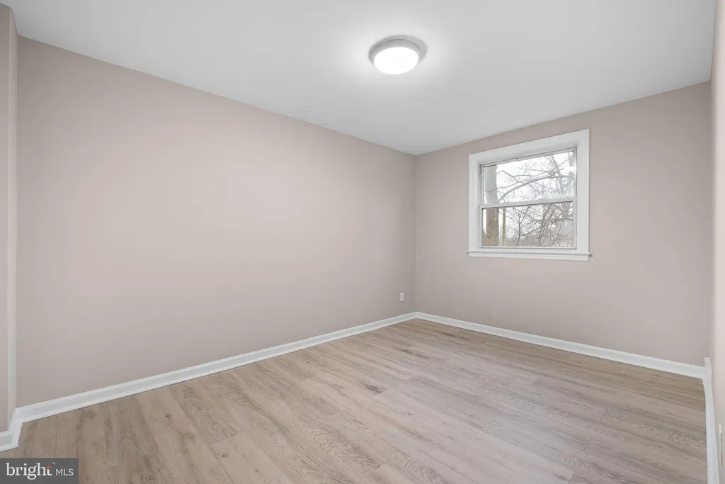 Additional image 16 of 3037 W Court Avenue, Claymont, DE 19703