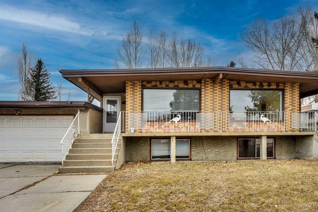 Additional image 2 of 5222-5224 32 Avenue NW, Calgary, AB, T3B0j6