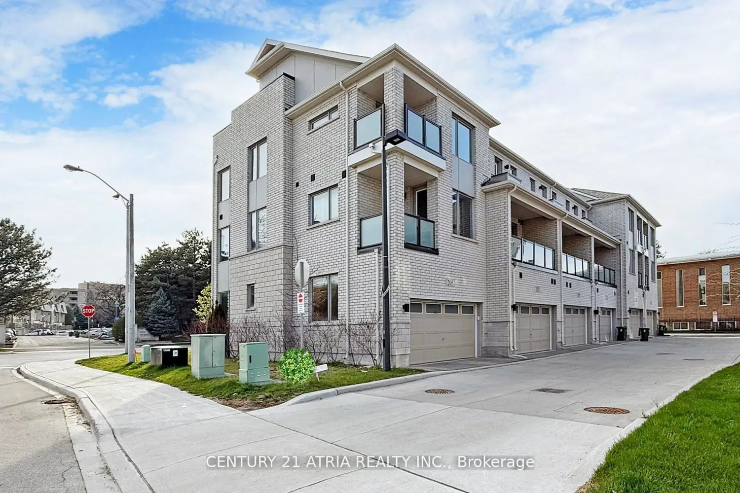 205 The Donway East