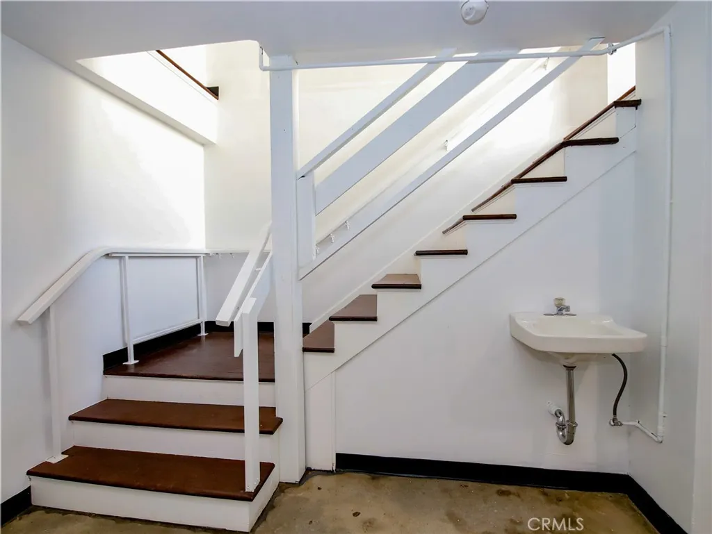 Additional image 7 of 212 N San Fernando Boulevard, Burbank, CA 91502